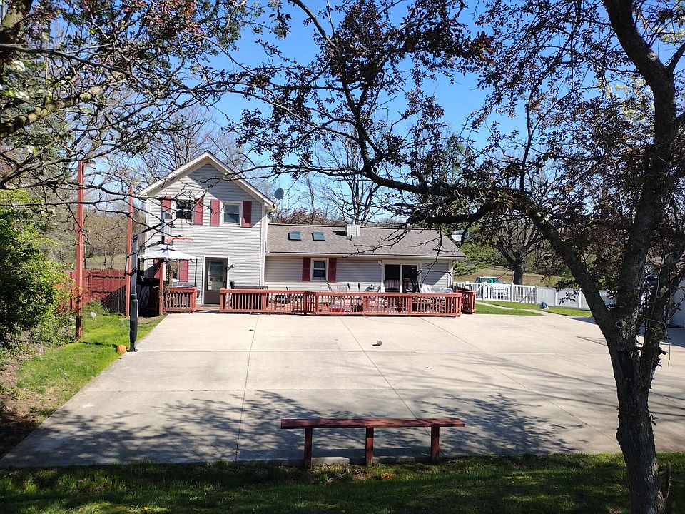 2nd image of 315 Hatch Rd