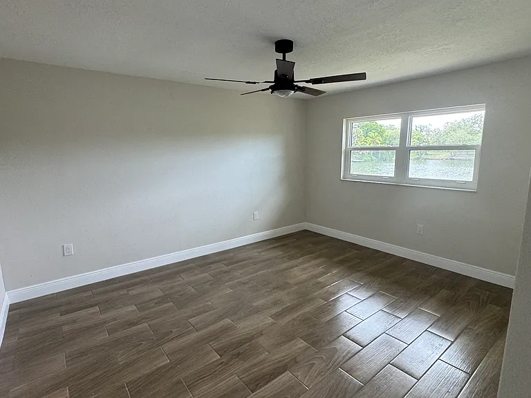 7409 Lake Forest Cir — Photo 50