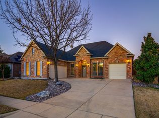 1125 Woods Rd, Forney, TX 75126