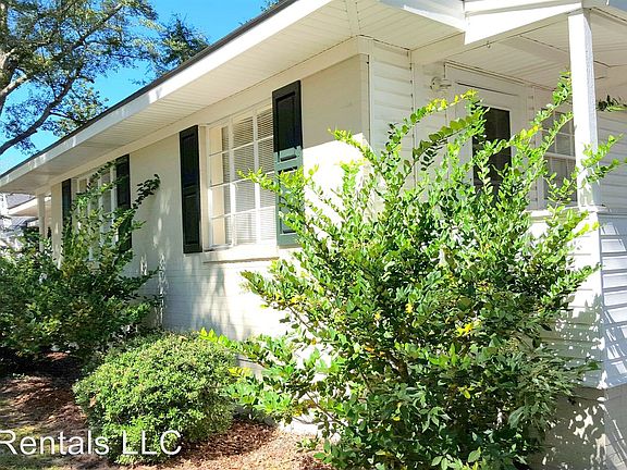 2nd image of 323 Savannah Ave #B