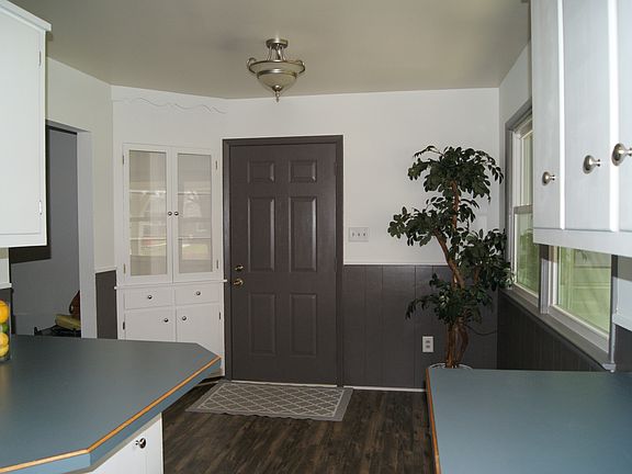 4th image of 145 Circle Dr