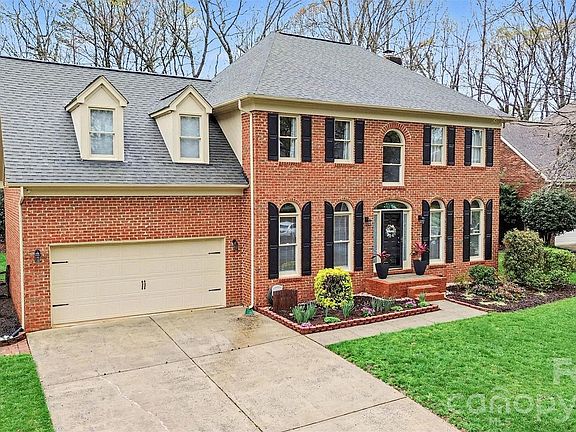 2nd image of 15617 Louth Ct