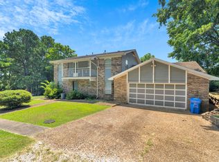 1660 Palmer Pl, Fayetteville, AR 72701