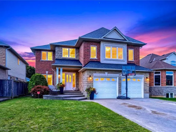 27 Garth Trails Cres, Hamilton, ON L9B 2X1