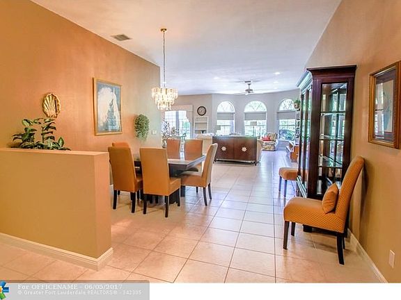3rd image of 5629 Via De La Plata Cir