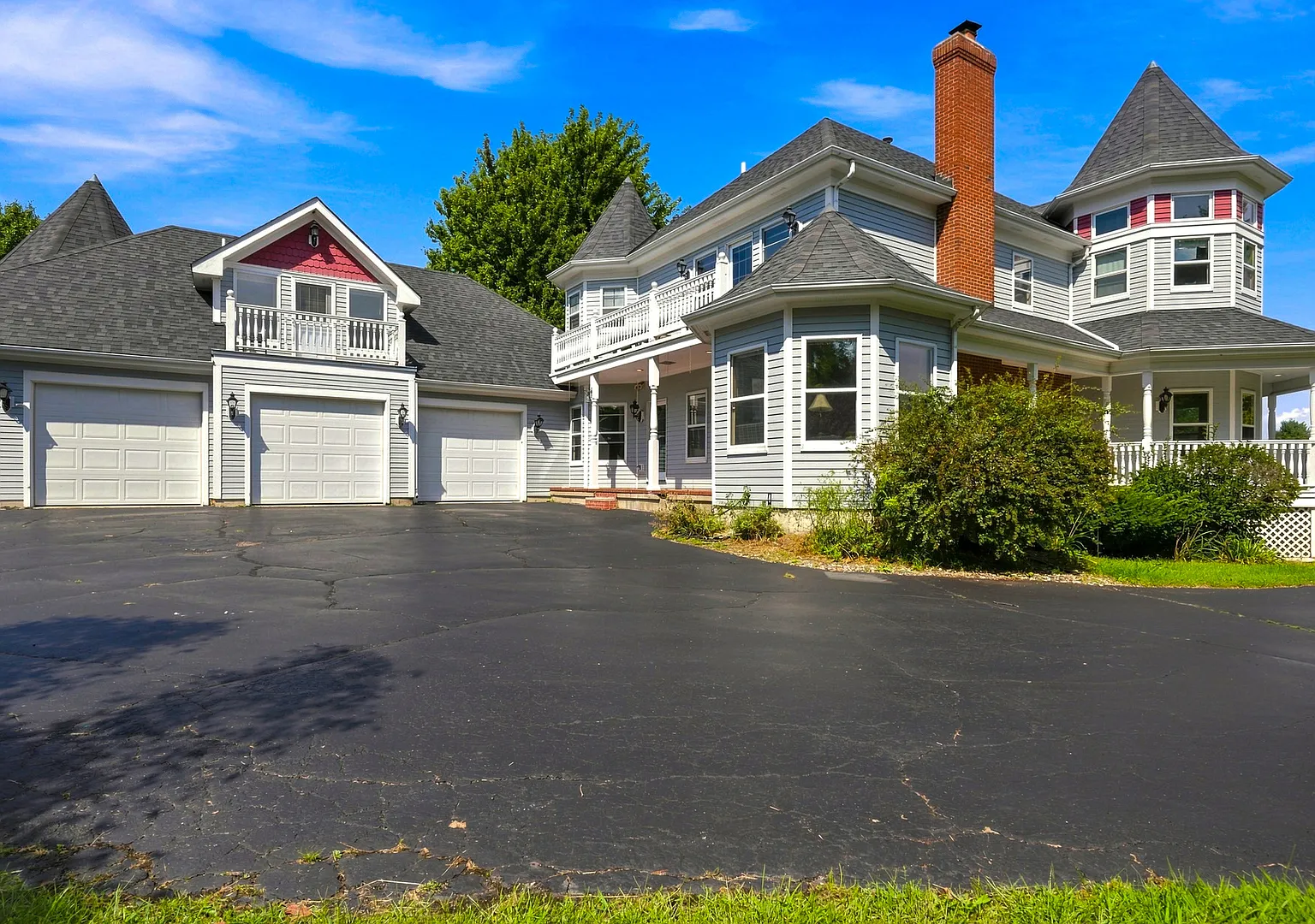 4 bed, 3.5 bath, 5655 sqft, $6,000 — Photo 4