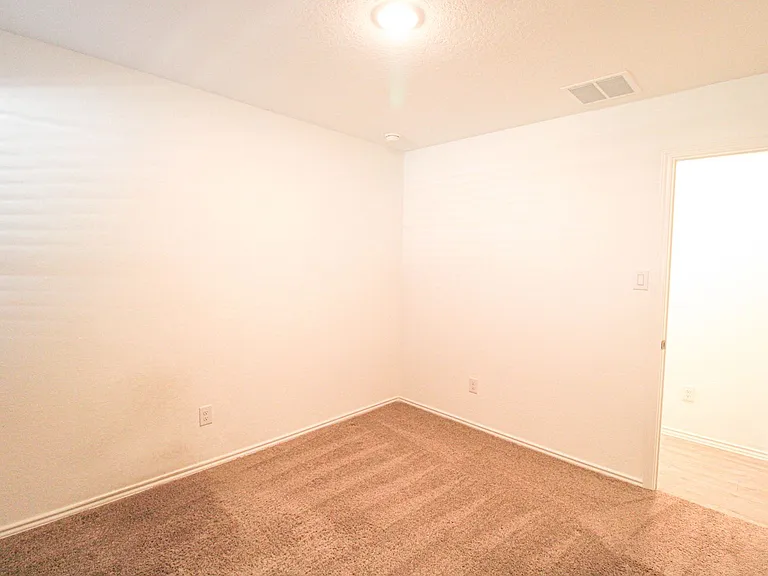 3642 Millbrook Way — Photo 22
