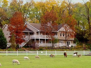 5525 Portage Rd, Madison, WI 53704