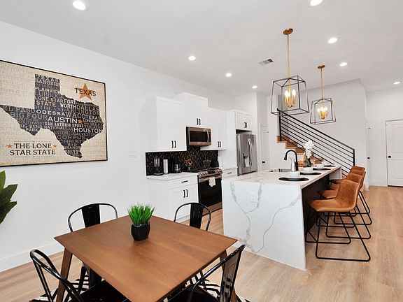 5th image of 5308 Denmark St