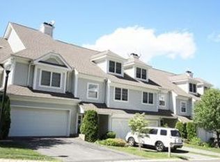 75 Crystal Hill Dr, Pomona, NY 10970