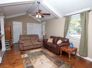 2882 25w Hwy, Cottontown, TN 37048