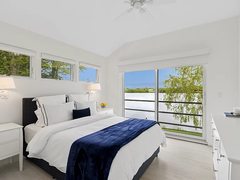 230 Mill Pond Ln — Photo 25