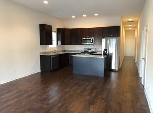 4015 N Narragansett Ave #303, Chicago, IL 60634