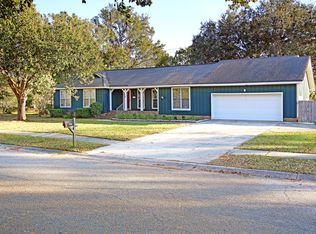 1044 Foxcroft Rd, Charleston, SC 29412