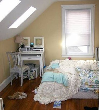 2nd Floor bedroom