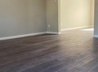 16 Wildberry Ct, Parkville, MD 21234