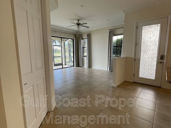 5th image of 11305 Monte Carlo Blvd #102
