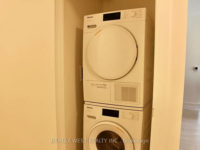 15 Mercer St #2504 — Photo 26