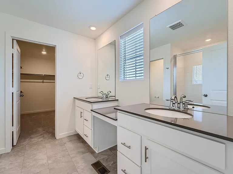 24344 E Walsh Ave — Photo 12