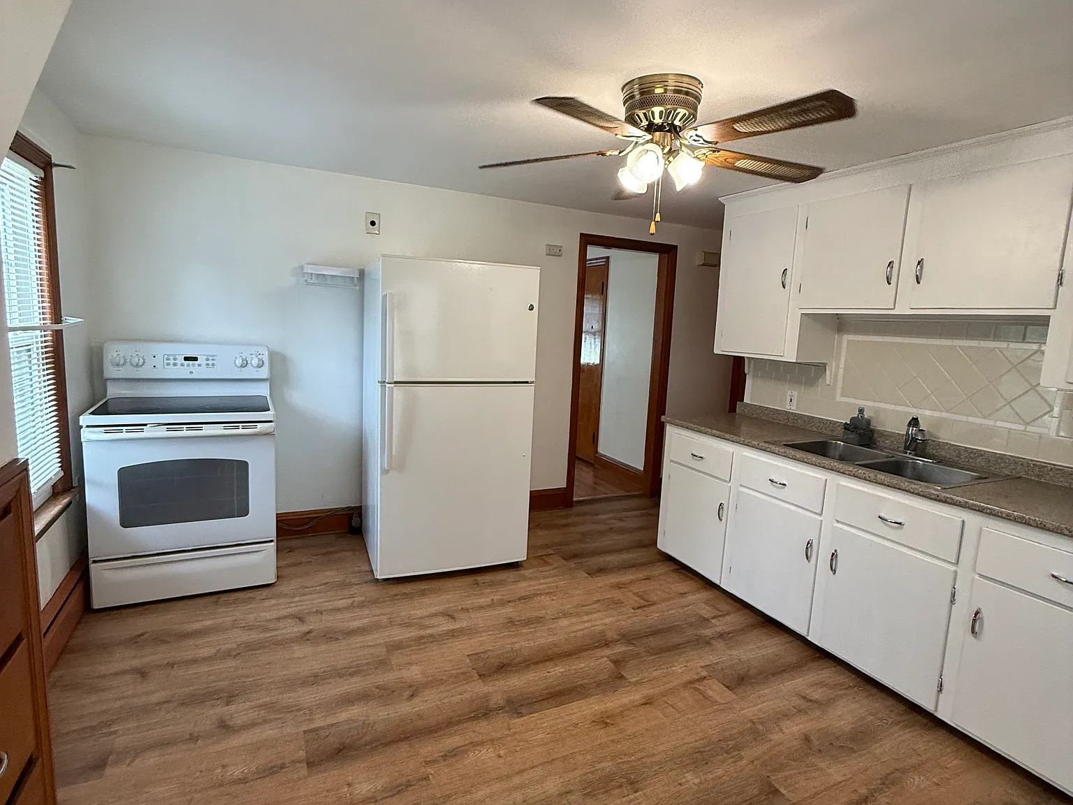 1 bed, $1,600 — Photo 1