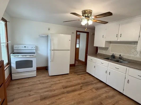 130-132 Haverhill St #2, Methuen, MA 01844