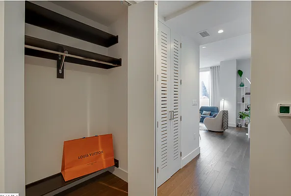 Rented by BLDG | media 6