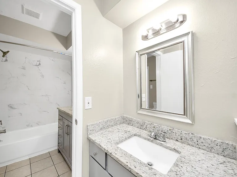 1736 Crestdale Dr #8 — Photo 18