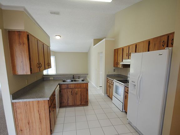 4th image of 1107 Swanson Dr