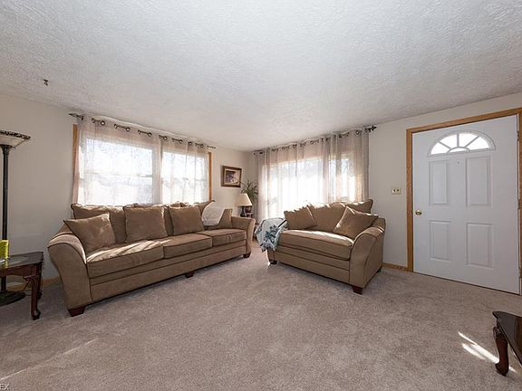 3rd image of 1853 Westwood Dr