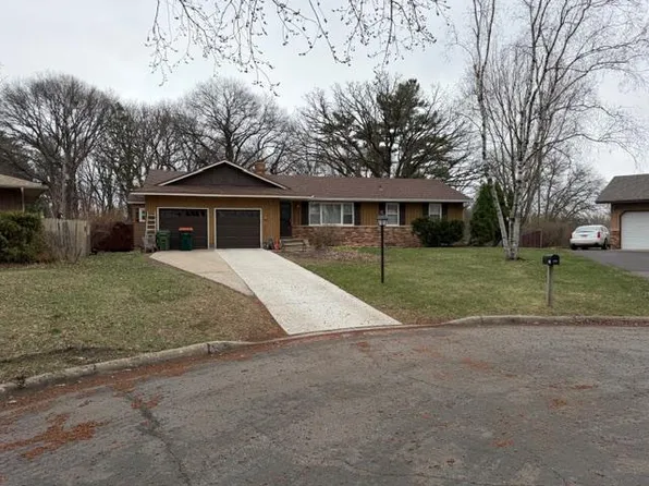 762 113th Cir NE, Blaine, MN 55434
