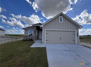 409 University Ave, Troy, TX 76579