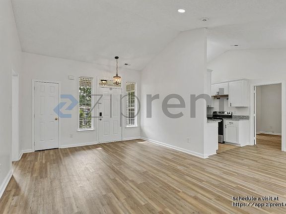 3rd image of 4711 Avalon Forest Ln