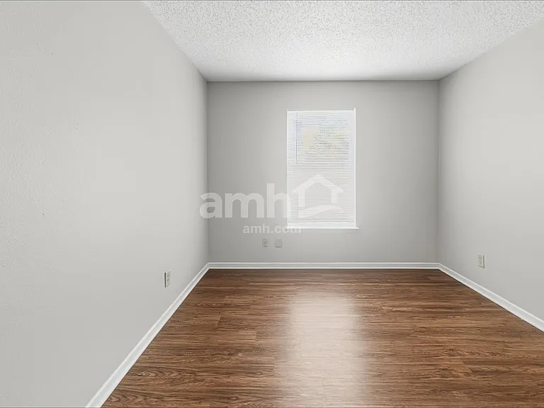 1315 King Maple Dr — Photo 13