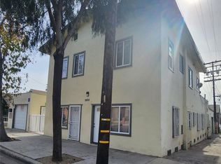 1000 E Burnett St, Signal Hill, CA 90755