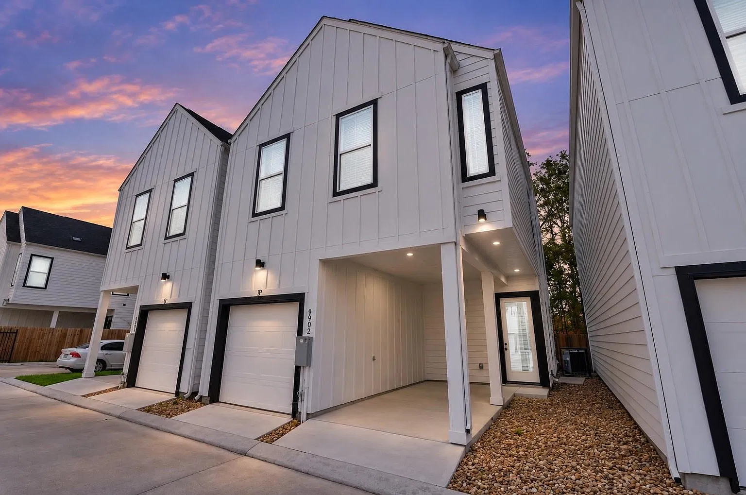 3 bed, 2.5 bath, 1474 sqft, $2,000 — Photo 1