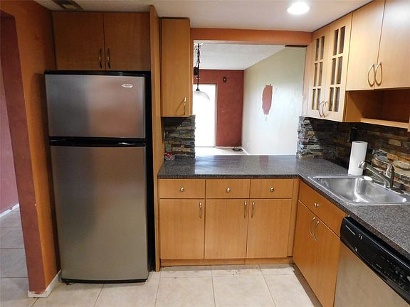 3rd image of 5100 SW 90th Avenue #205