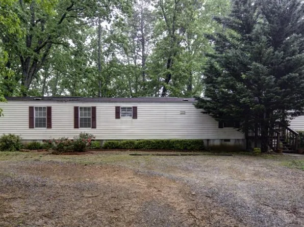 7384 Windy Oaks Dr, Gainesville, GA 30506