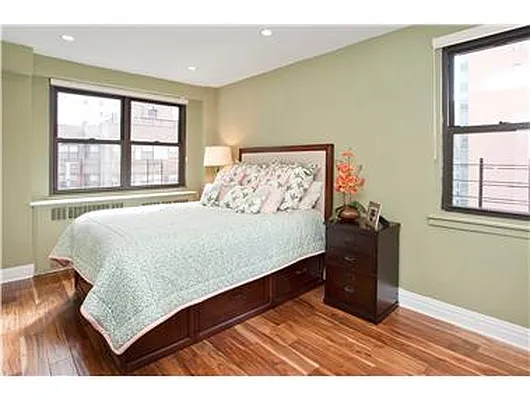 Sold by Douglas Elliman | media 14