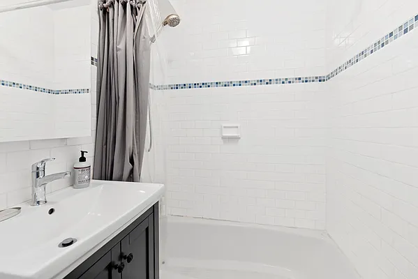 Rented by Compass | media 12