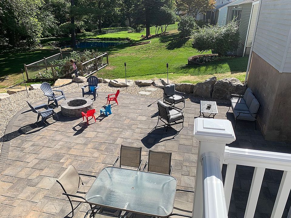 2nd image of 98 Mountain View Dr