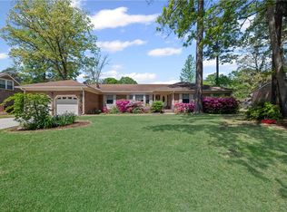 2918 Duke Of York Dr, Chesapeake, VA 23321