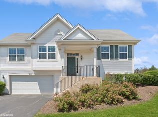 1650 Sandcastle Ln, Hampshire, IL 60140