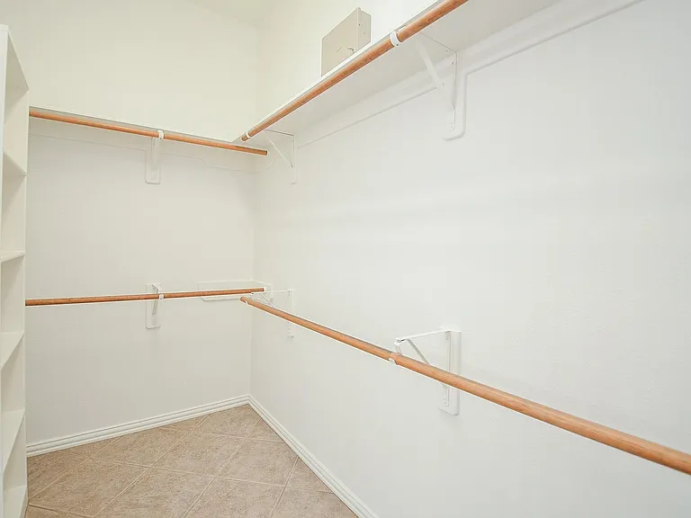2607 Grand Plantation Ct — Photo 33