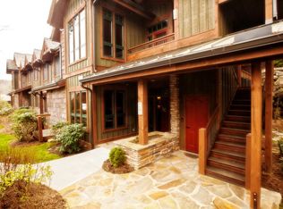 479 Spring St, Highlands, NC 28741