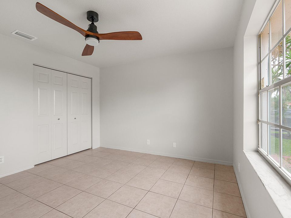 1st image of 6134 Lake Hibiscus Drive