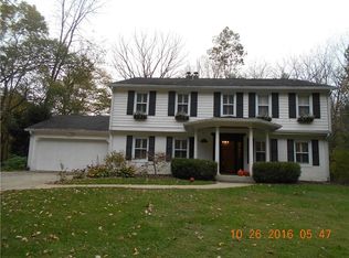 635 Oakwood Dr, Indianapolis, IN 46260