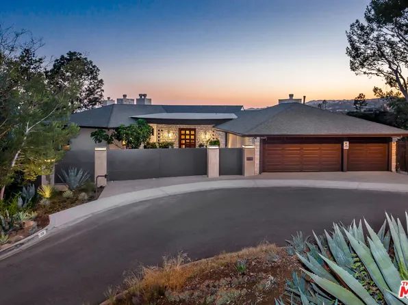 1131 Miradero Rd, Beverly Hills, CA 90210