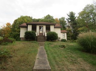 1264 Straits Tpke, Middlebury, CT 06762