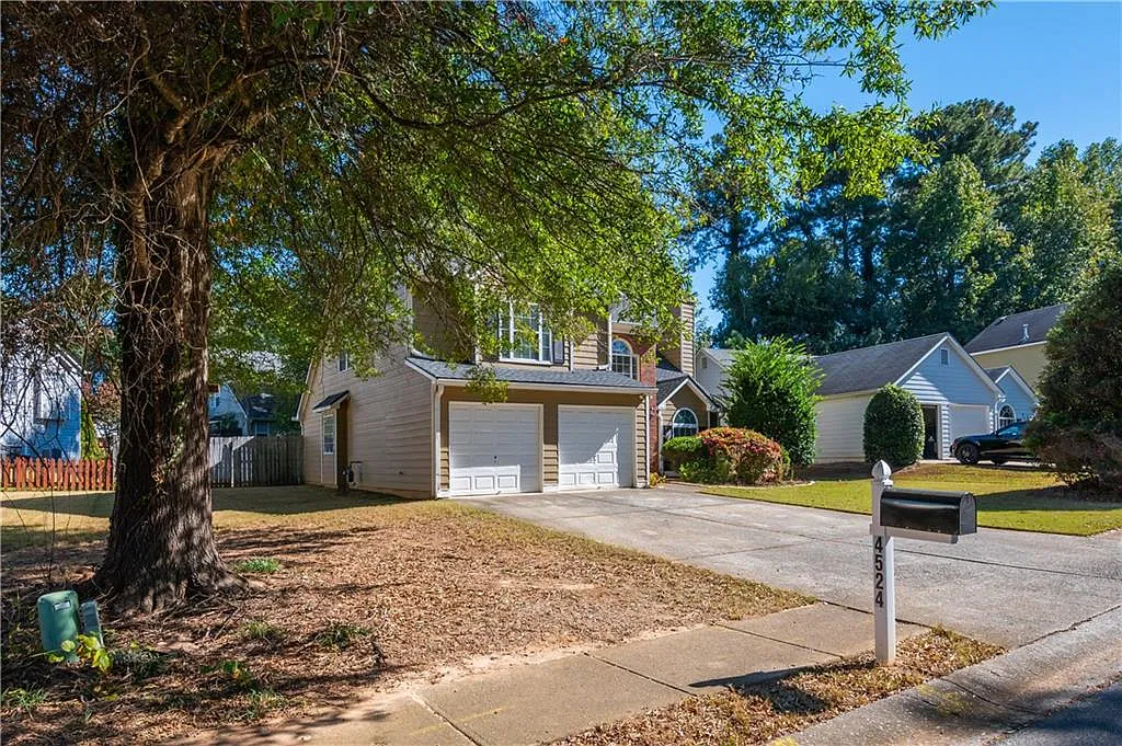 3 bed, 2.5 bath, 1857 sqft, $2,250 — Photo 3
