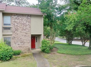 1017 Stonegate Dr APT D, Auburn, AL 36832